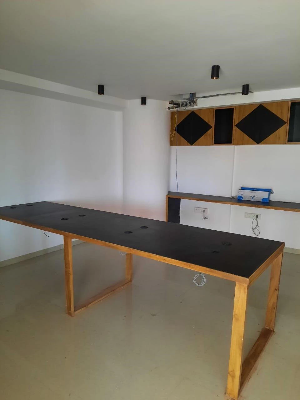 Krish Cubical, Thaltej