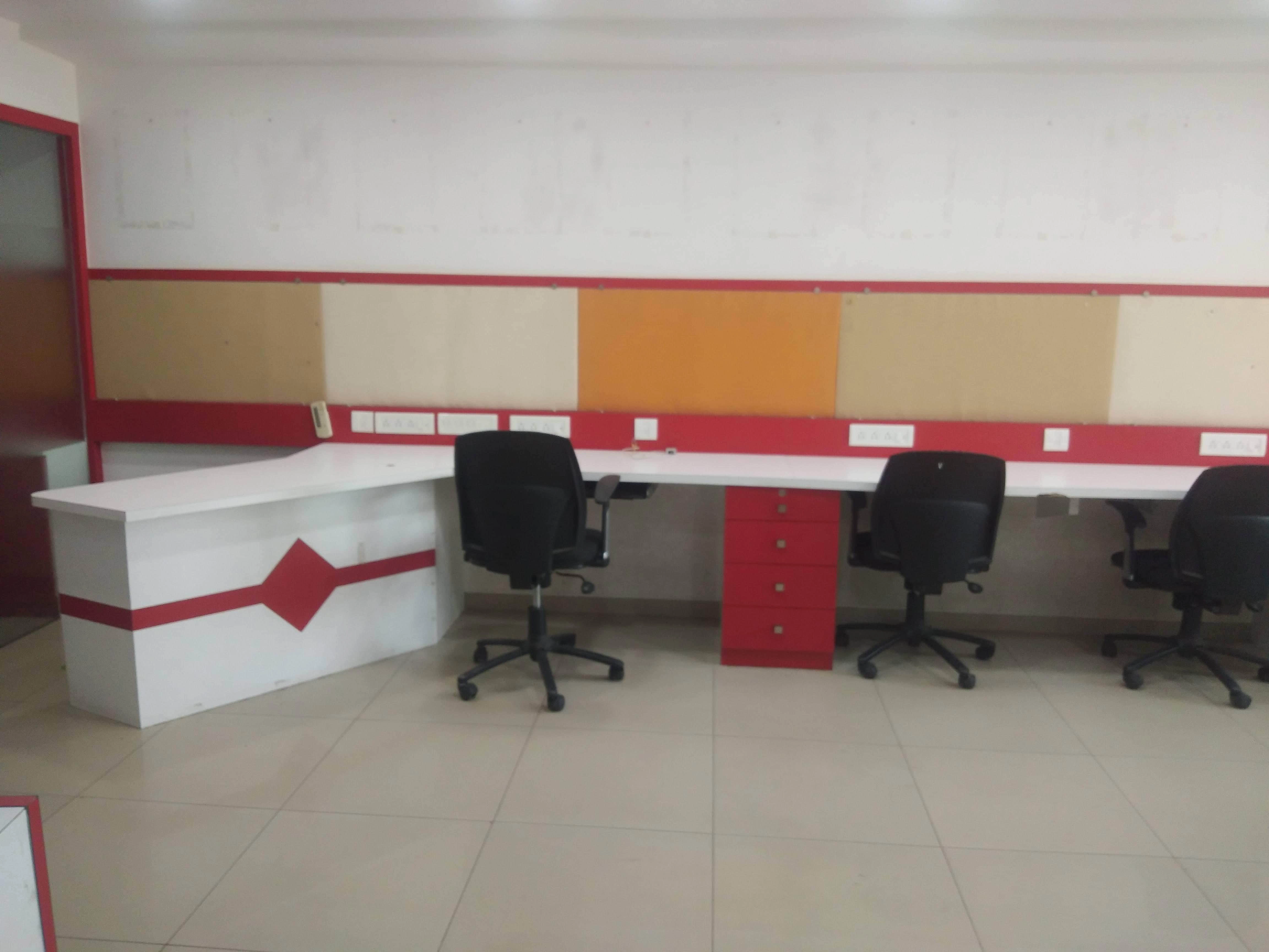 Venus Amadeus, Ahmedabad 