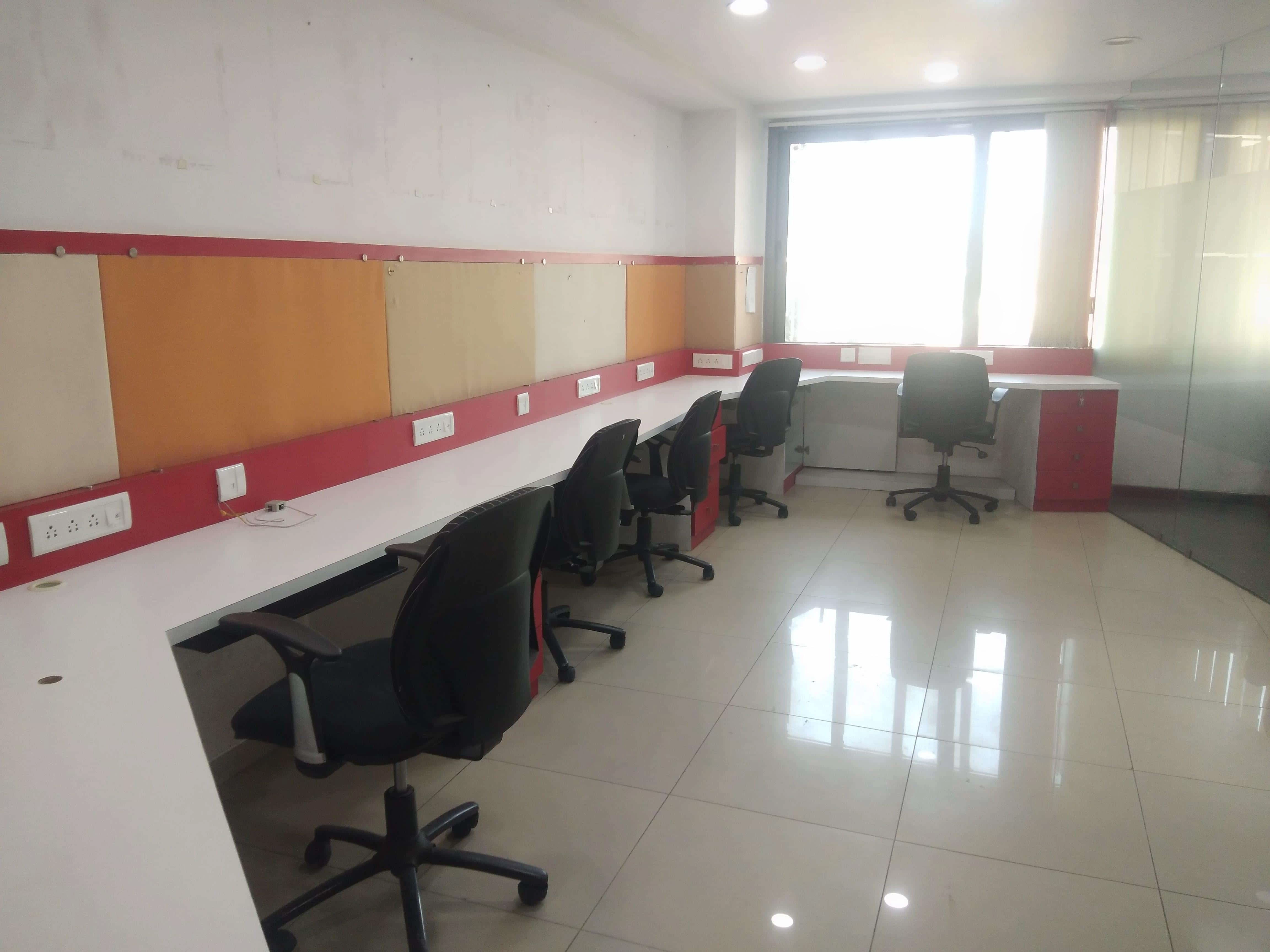 Venus Amadeus, Ahmedabad 