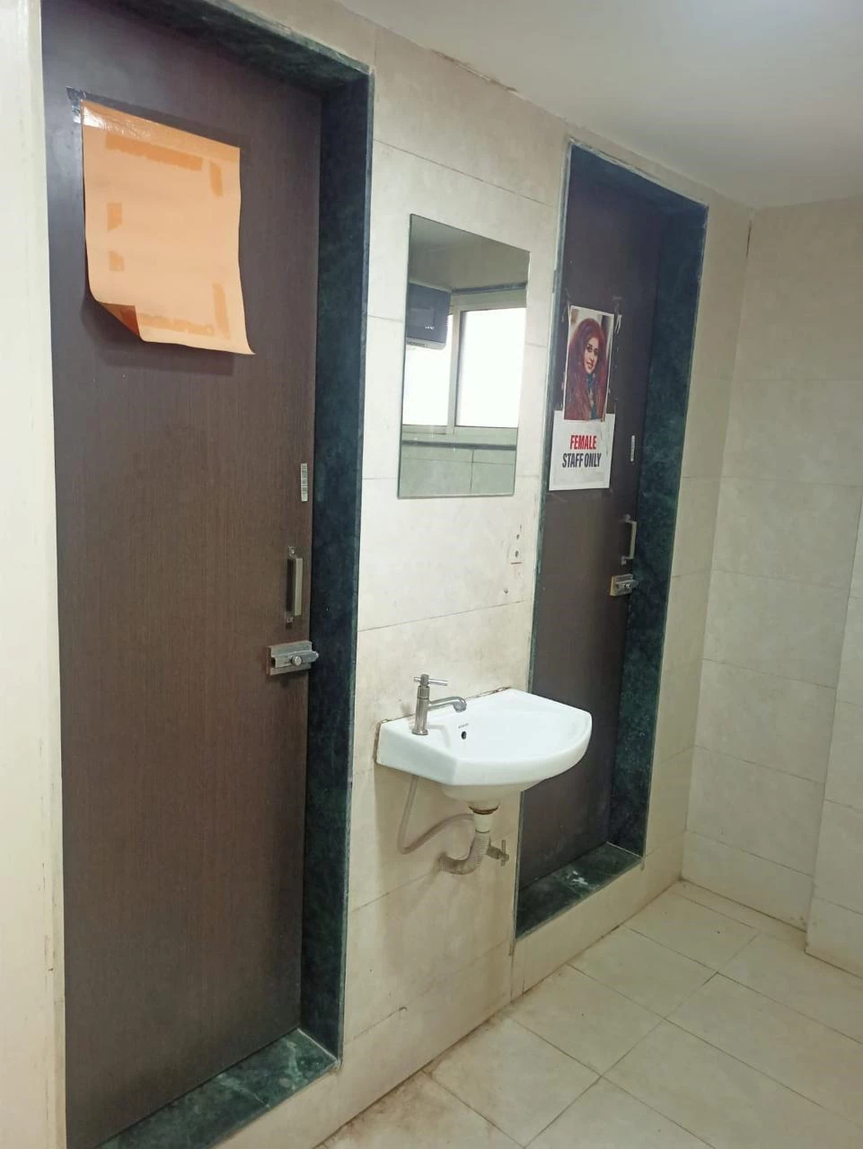 Office Space for Rent in Samudra Annaxie, CG Road, Ahmedabad