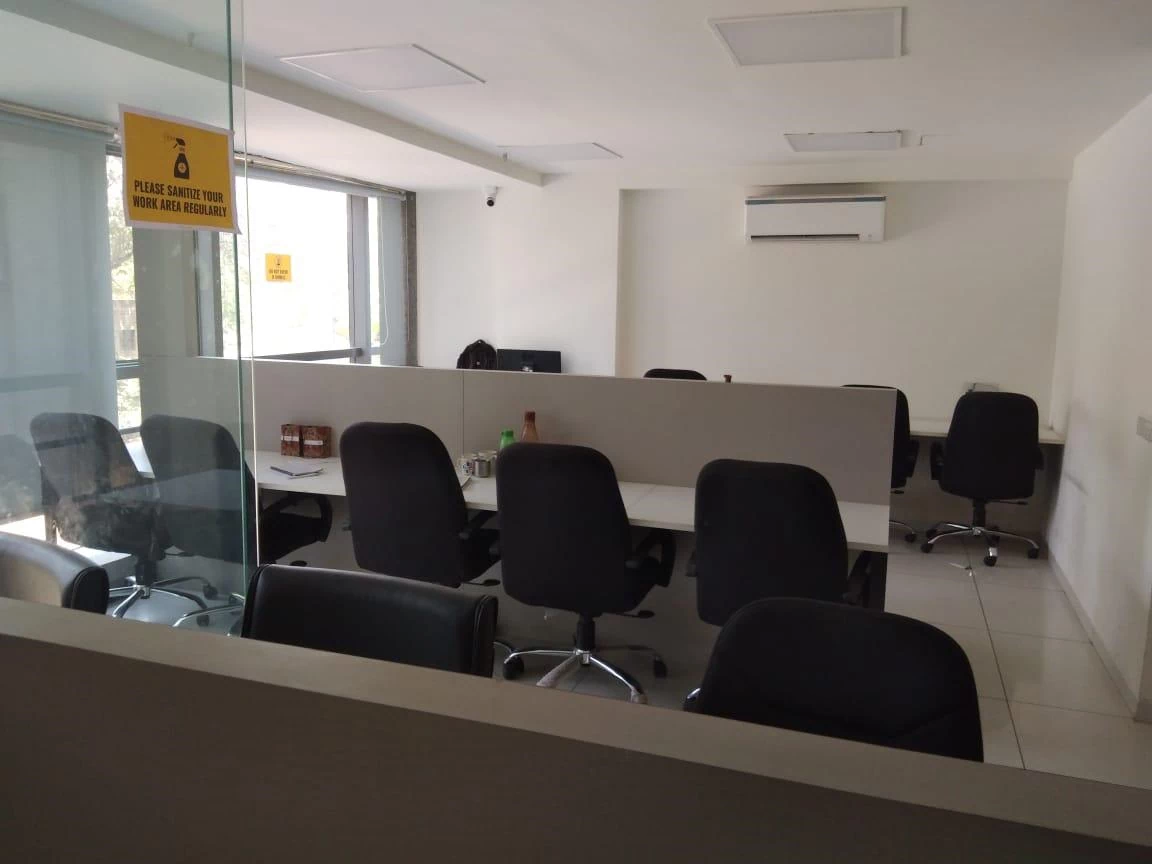 Office Space For Rent in Sankalp Iconic Tower, SG Highway Ahmedabad
