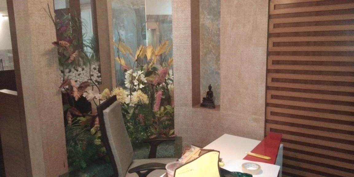 Shree Ganesh Meridian in SG Highway, Ahmedabad