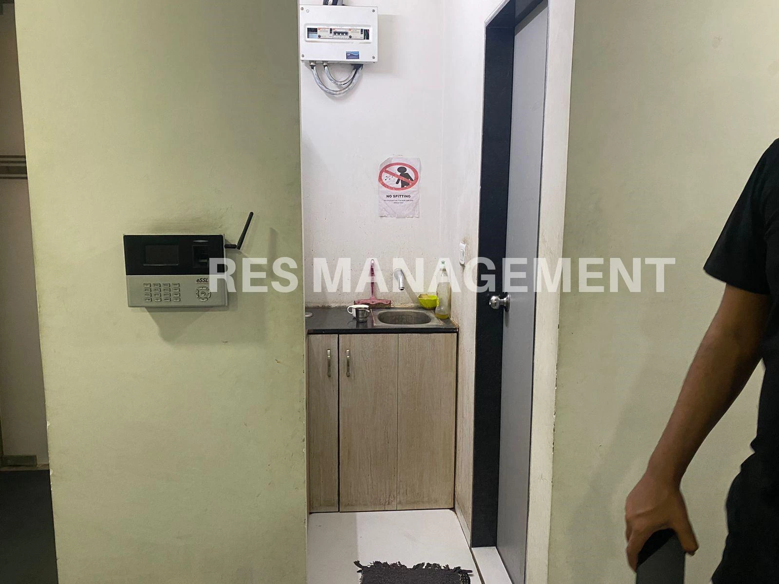 Office for Rent in Westgate Business Bay SG Highway, Ahmedabad