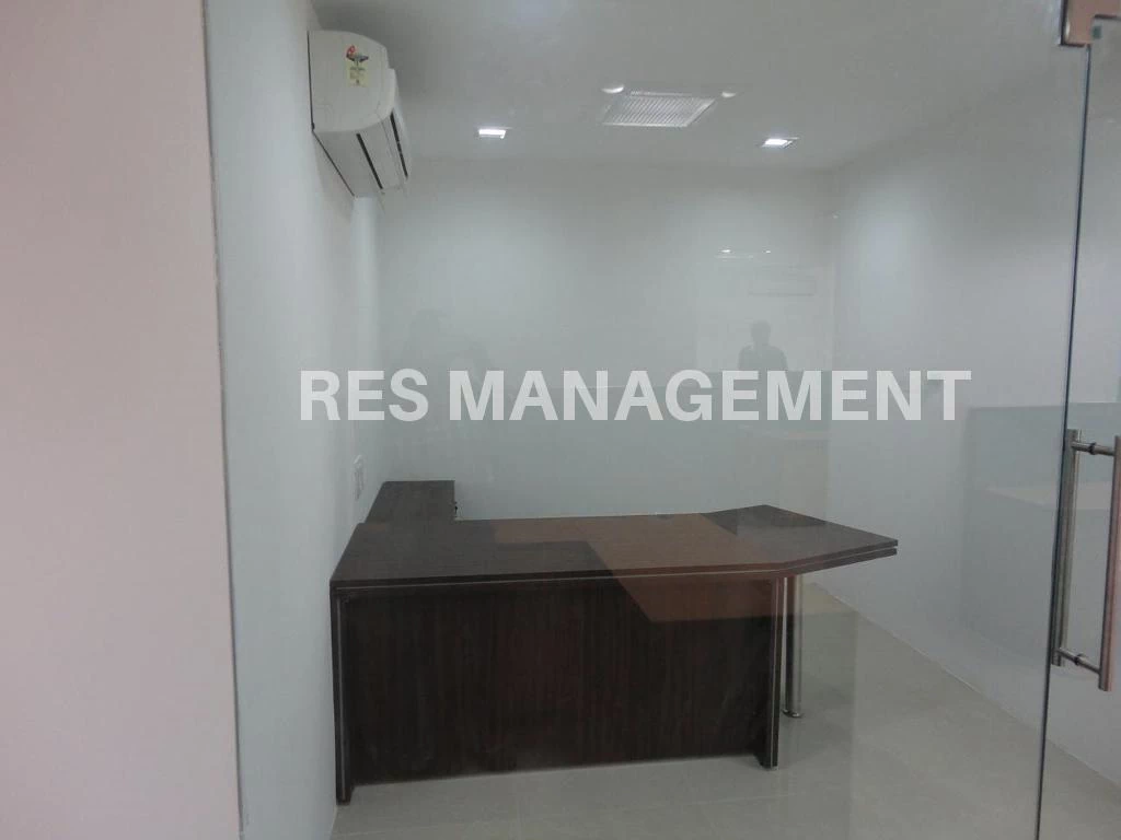 Pinnacle, Prahlad nagar