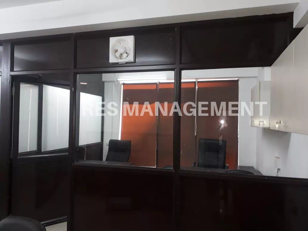 2 cabin 7 seating Fully furnished office for Rent Goyal palladium