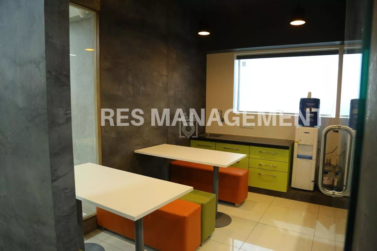2800 ft fully furnished office on Rent Science city Road
