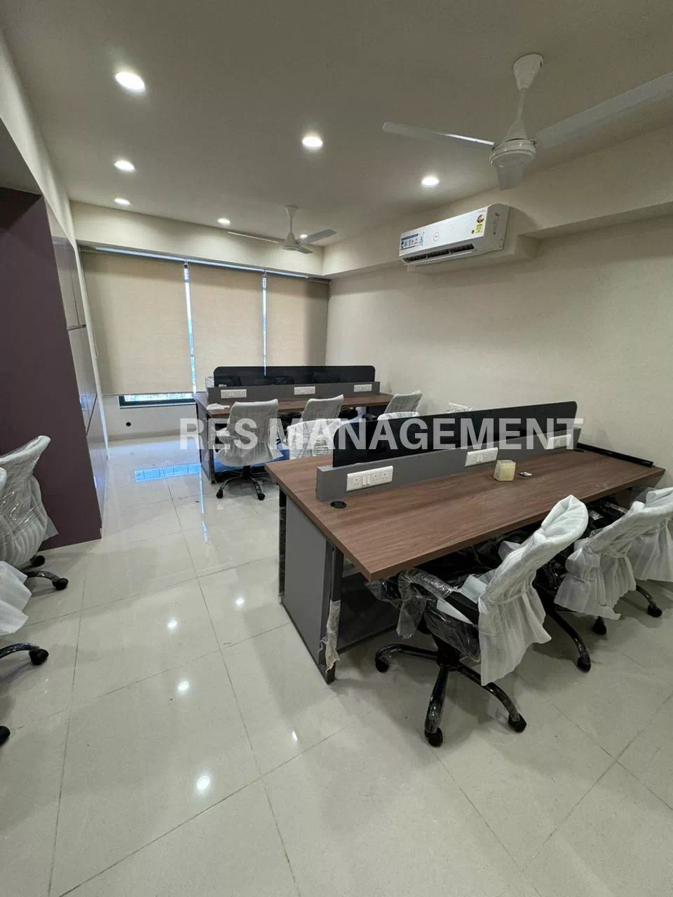 1040 ft Fully Furnished Office For Rent Sun Gravitas