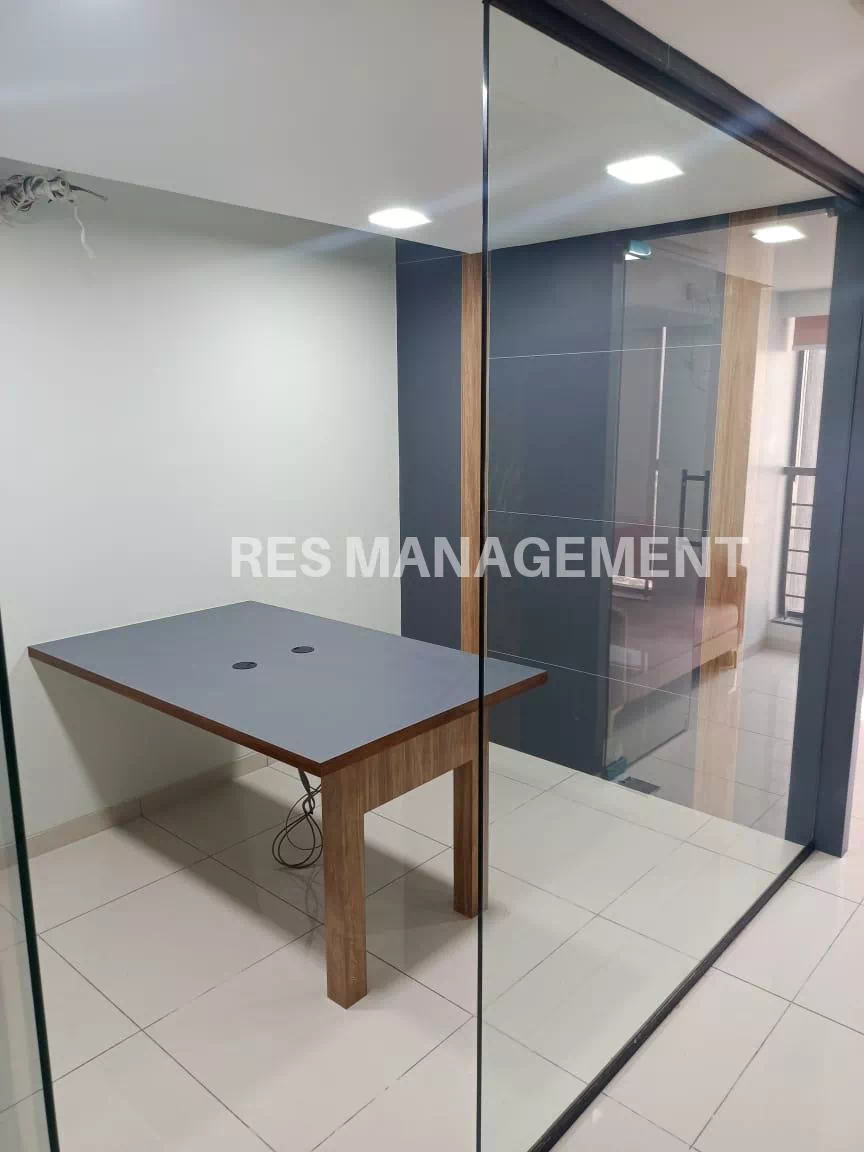 836 ft fully furnished office Zion Z1