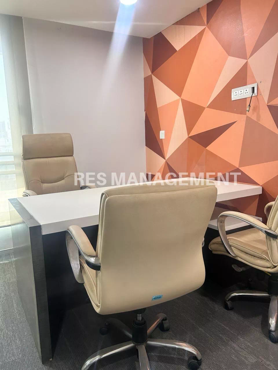 350 seater offie For Rent At Science city Road