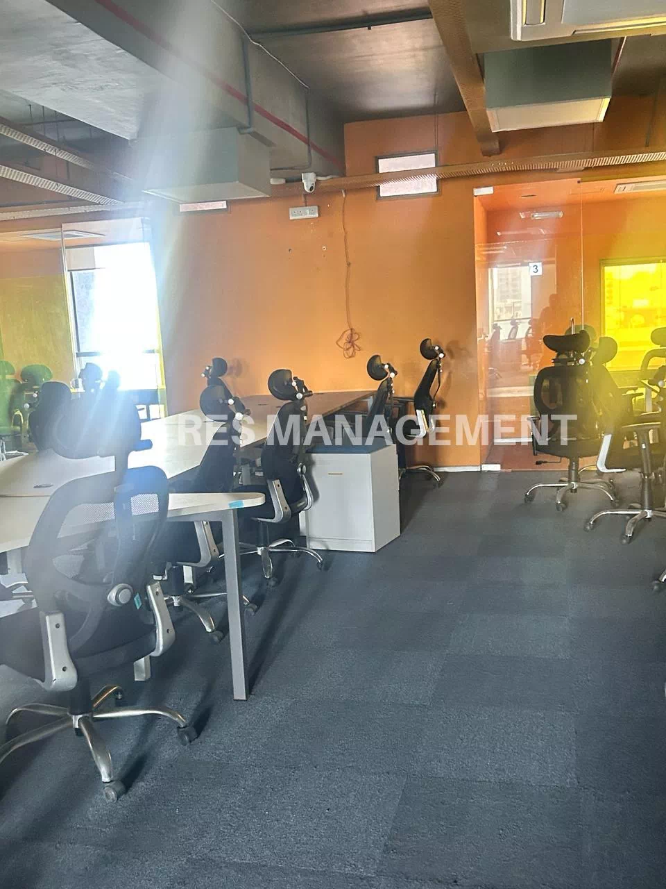 350 seater offie For Rent At Science city Road