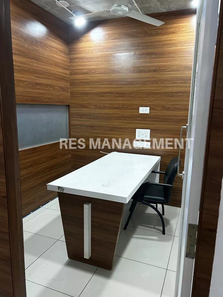714 sq.ft. Fully Furnished office for Rent Shilp Aperia, 2 cabin 6 seating