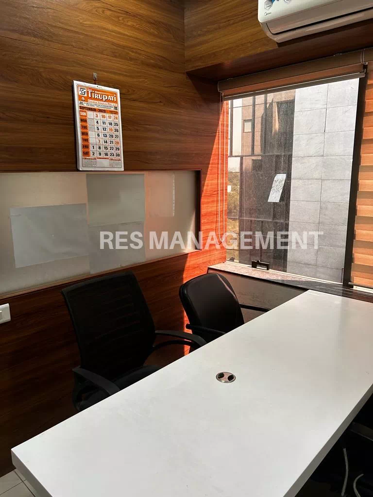 714 sq.ft. Fully Furnished office for Rent Shilp Aperia, 2 cabin 6 seating