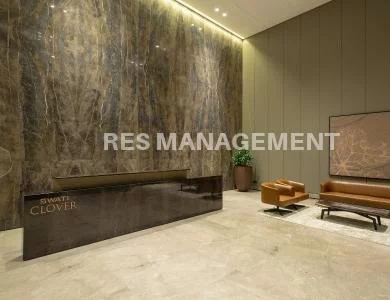 clover-foyer