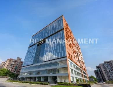 Office Space for Sale in Venus Stratum, Nehrunagar, Ahmedabad