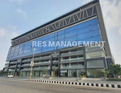 Office for Rent in Times Square Grand, Thaltej, Ahmedabad