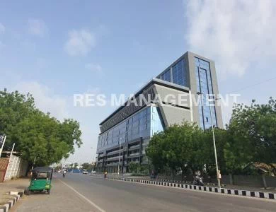 Office for Rent in Times Square Grand, Thaltej, Ahmedabad