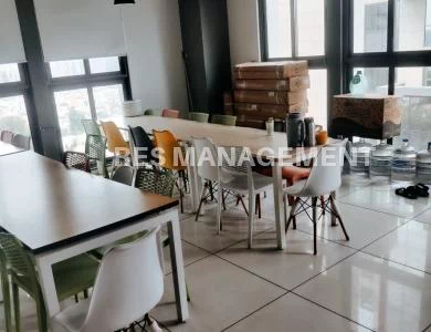 office For Rent RAtnakar nine Sqaure