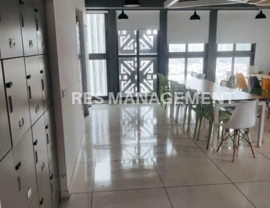 office For Rent RAtnakar nine Sqaure