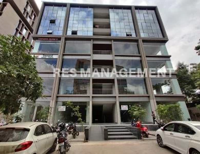 Rajpathc Club Road, Bodakdev, Ahmedabad 