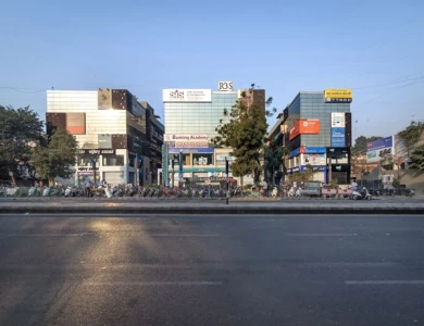 Commercial Showrooms for Rent at Ratna Business Square, Ahmedabad