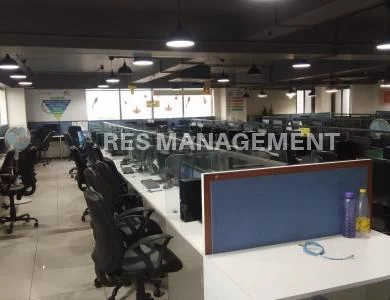 Commercial Property for Rent in Sheth Corporate Tower, Ellisebridge, Ahmedabad