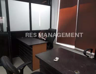 2 cabin 7 seating Fully furnished office for Rent Goyal palladium