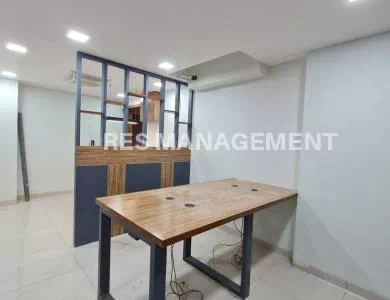 836 ft fully furnished office Zion Z1