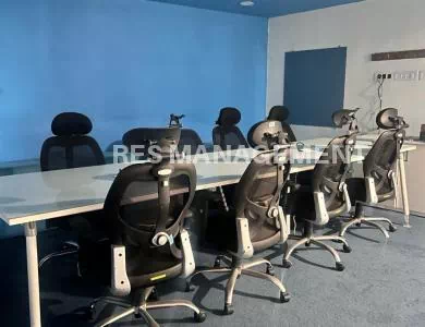 350 seater offie For Rent At Science city Road
