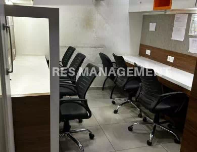 714 sq.ft. Fully Furnished office for Rent Shilp Aperia, 2 cabin 6 seating